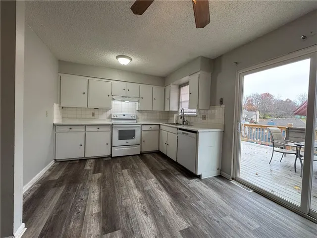 $229,000 | 18208 East 27th Street South, Independence, MO 64057