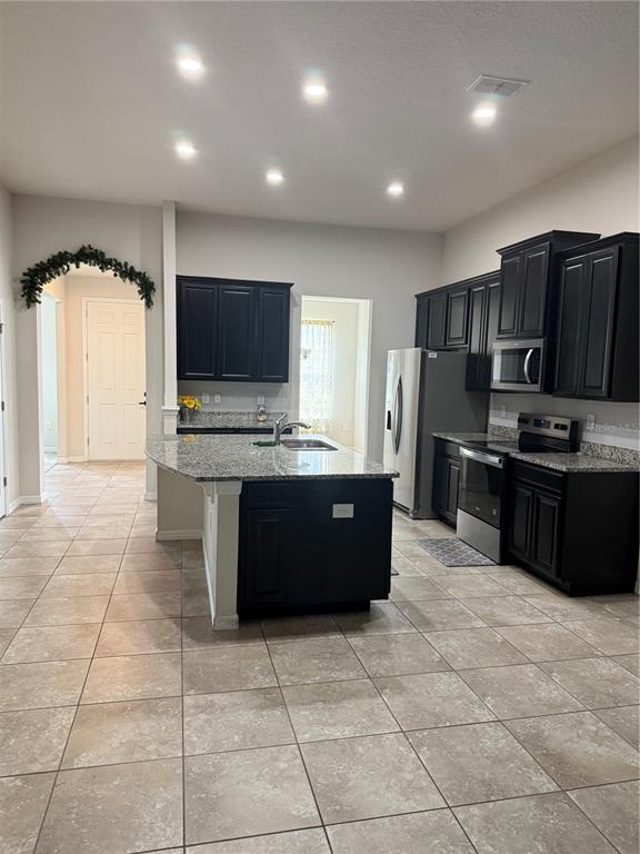 624 Spanish Pine Road Davenport, FL 33837 - Photo 5 of 24