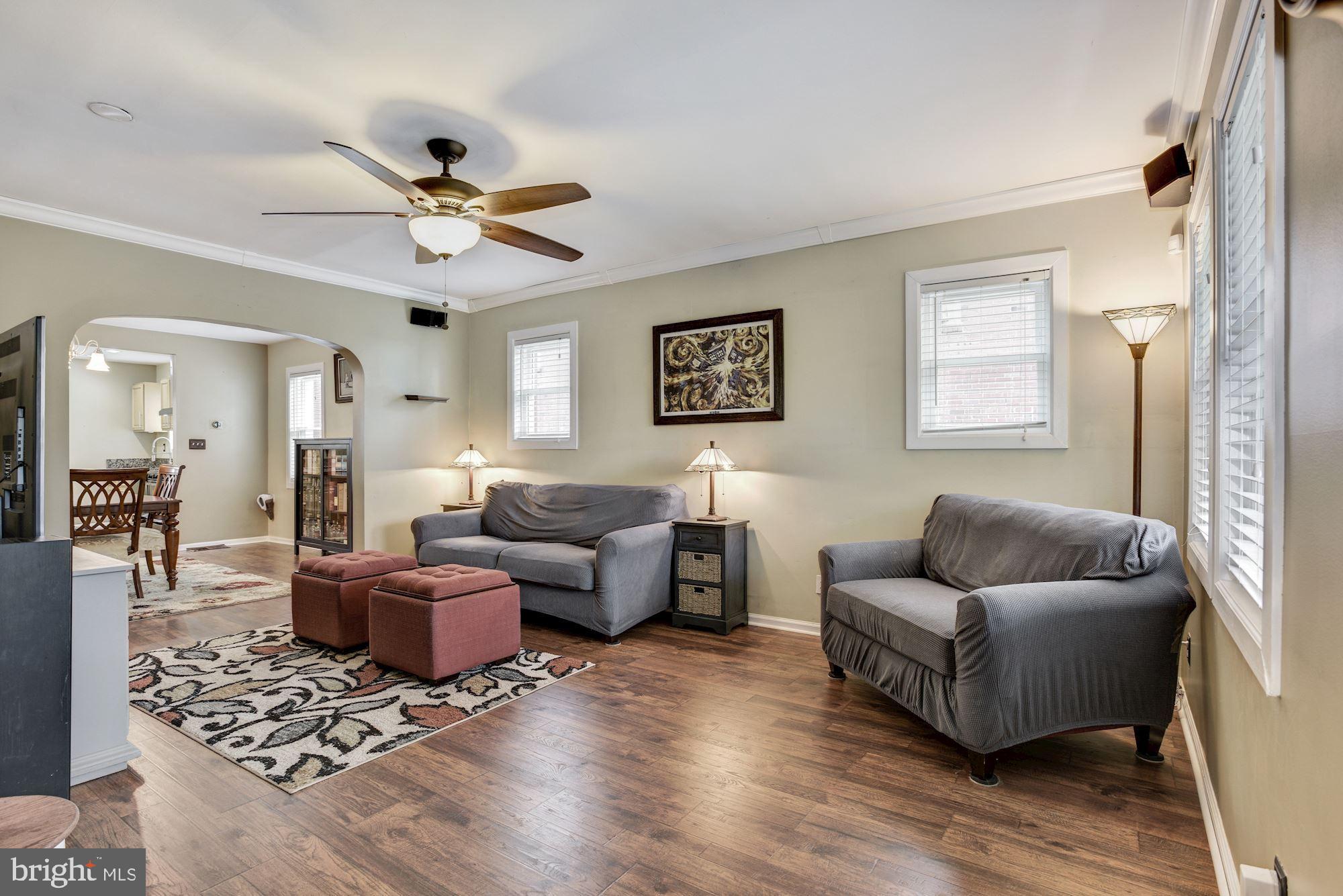 3337 Moravia Road Baltimore, MD 21214 - Photo 3 of 33 Living Room