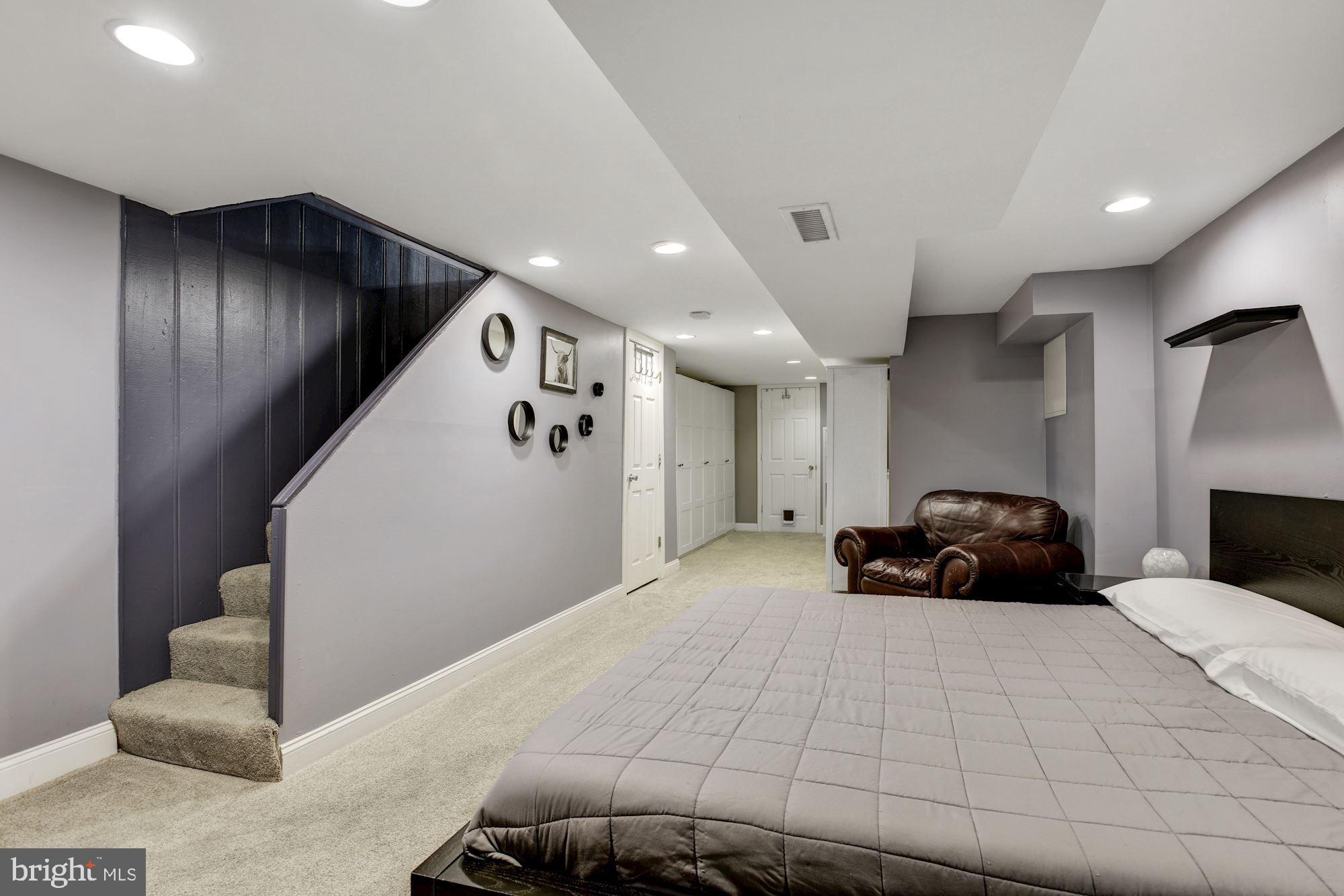 3337 Moravia Road Baltimore, MD 21214 - Photo 22 of 33 Lower Level Family Room