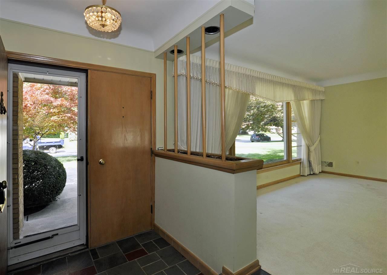 41 Willison Road Grosse Pointe Shores, MI 48236 - Photo 5 of 34