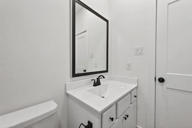 $2,750 | 15162 Post Oak Fls Drive, Cypress, TX 77433