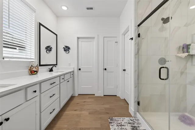 $2,750 | 15162 Post Oak Fls Drive, Cypress, TX 77433