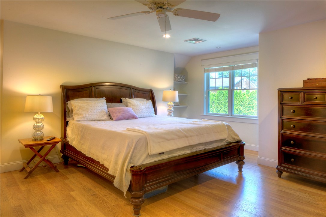 10 Acacia Road Bristol, RI 02809 - Photo 27 of 46