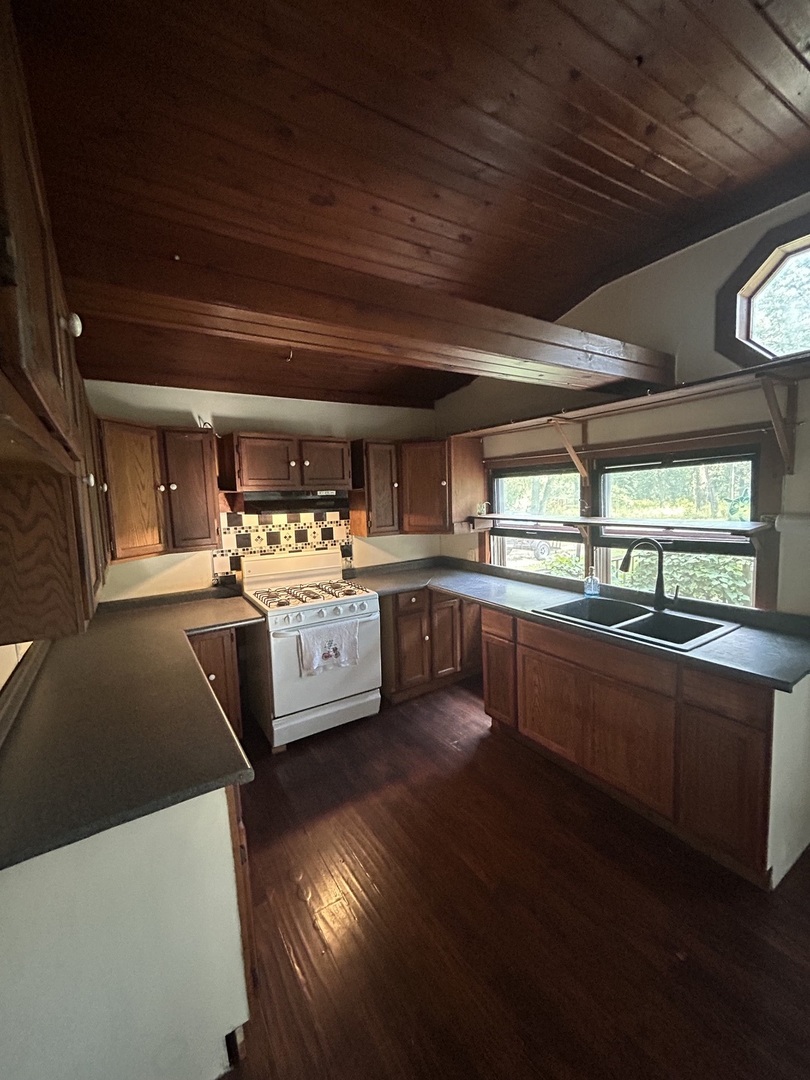 23610 South Ford Road Minooka, IL 60447 - Photo 9 of 28 Gallery Image 9
