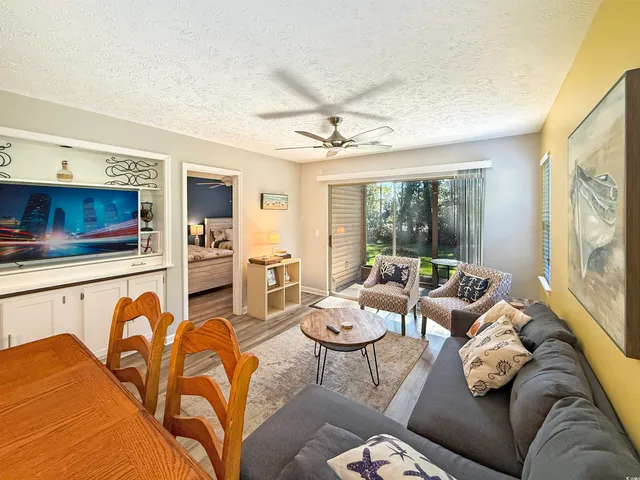$275,000 | 227 Pinehurst Lane, Unit 6D, Pawleys Island, SC 29585