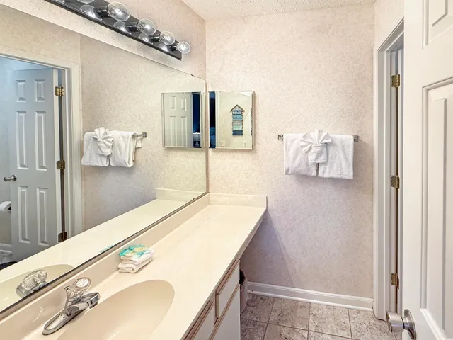 $275,000 | 227 Pinehurst Lane, Unit 6D, Pawleys Island, SC 29585