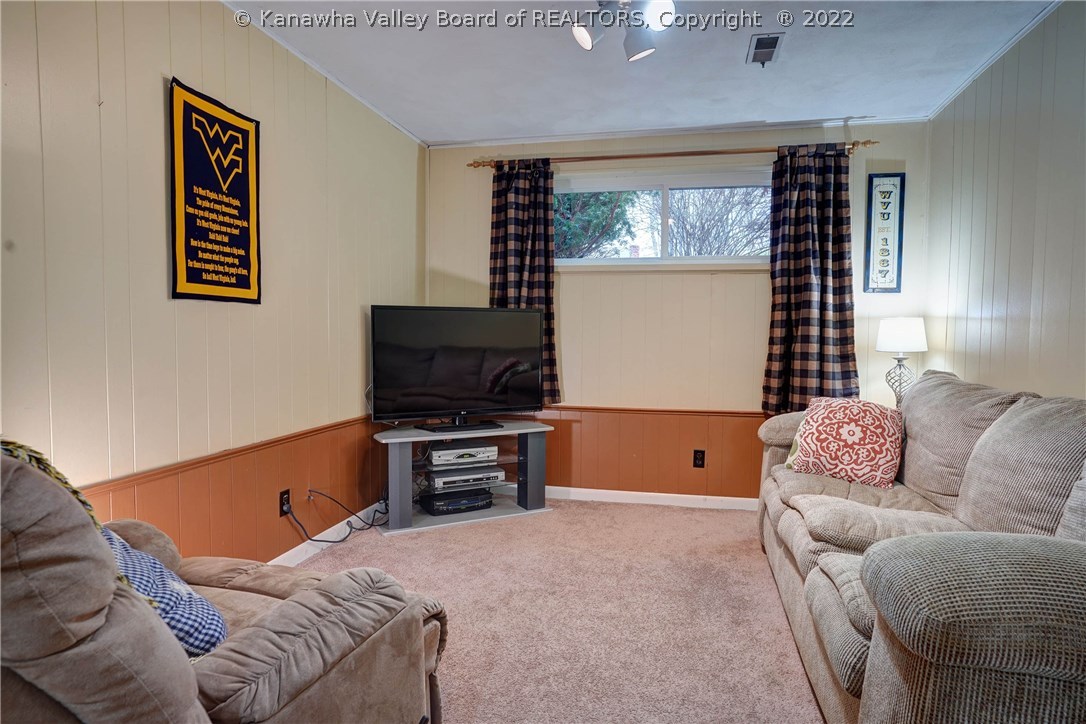 110 Norwood Road Nitro, WV 25143 - Photo 18 of 28 Gallery Image 18