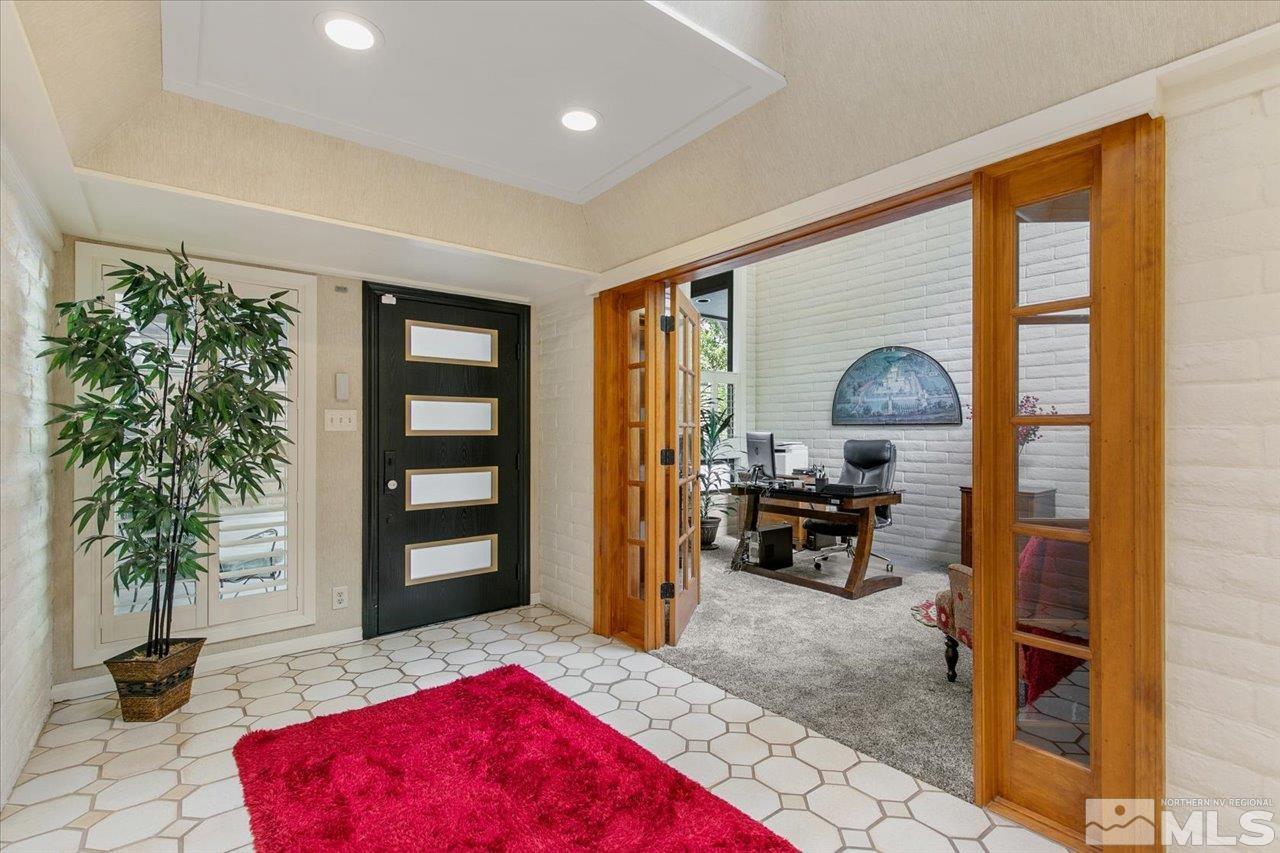5190 Rio Pinar Drive Reno, NV 89509 - Photo 4 of 40 Photo 4