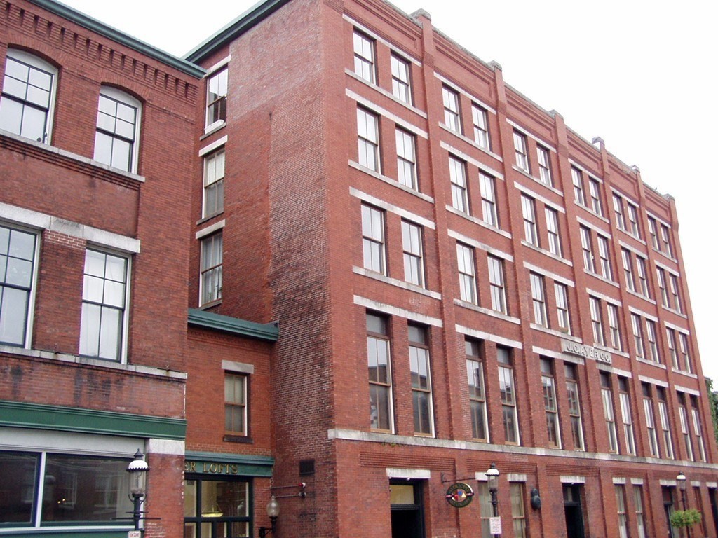 172 Middle Street, Unit 210 Lowell, MA 01852 - Photo 26 of 28 a front view of a building