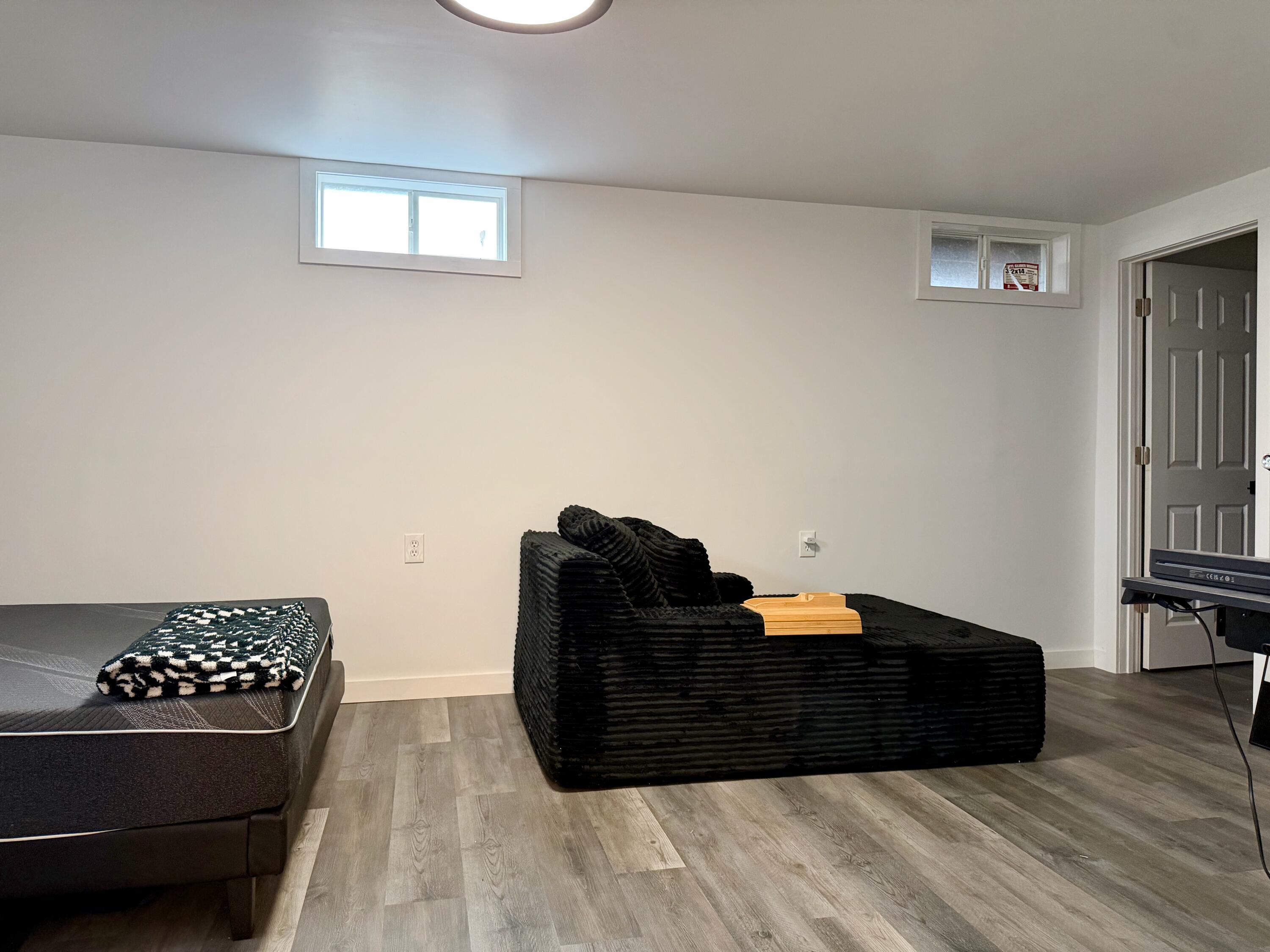 5850 West 600 North Winamac, IN 46996 - Photo 16 of 28 a living room with furniture