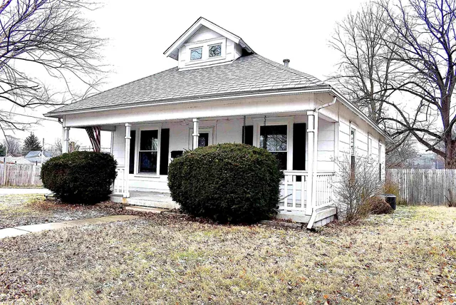 $180,000 | 854 South 1st Street, Frankfort, IN 46041