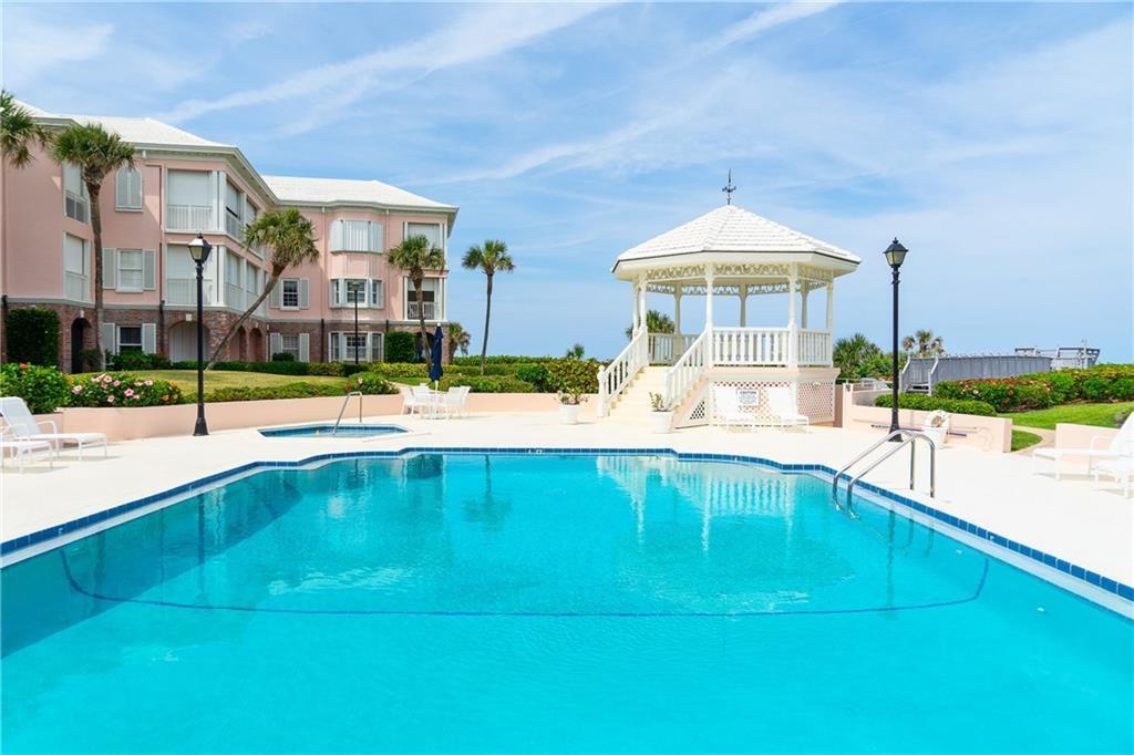 1070 Reef Road, Unit 306 Vero Beach, FL 32963 - Photo 8 of 35 Gallery Image 8