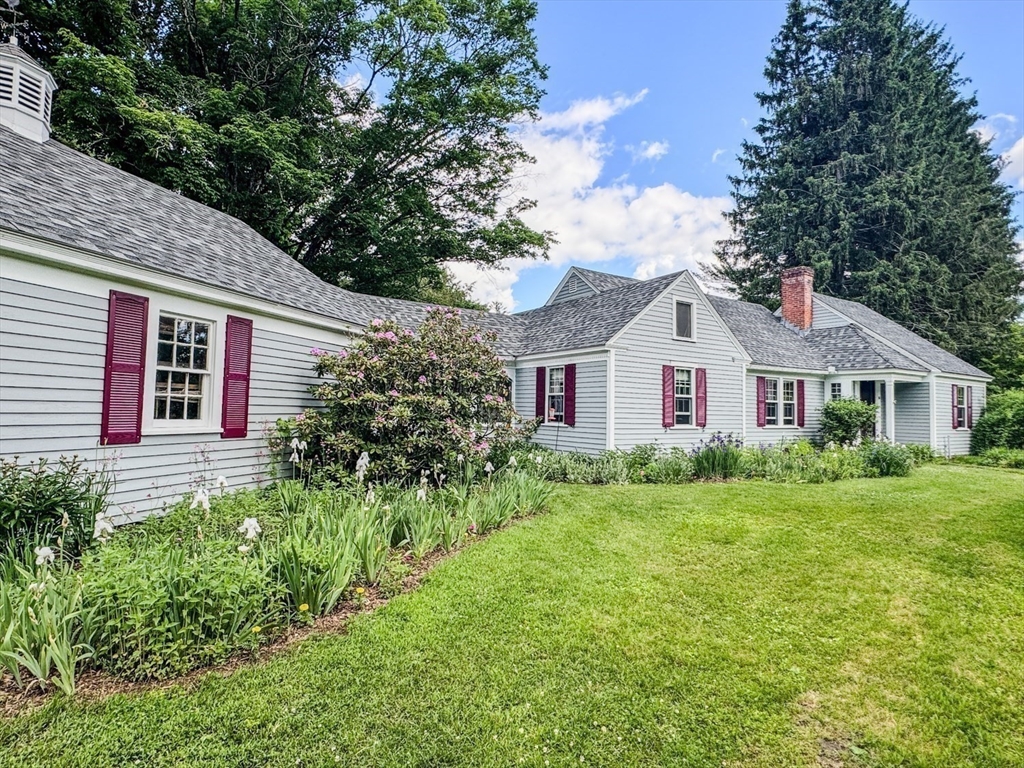 36 Green River Road Greenfield, MA 01301 - Photo 5 of 42
