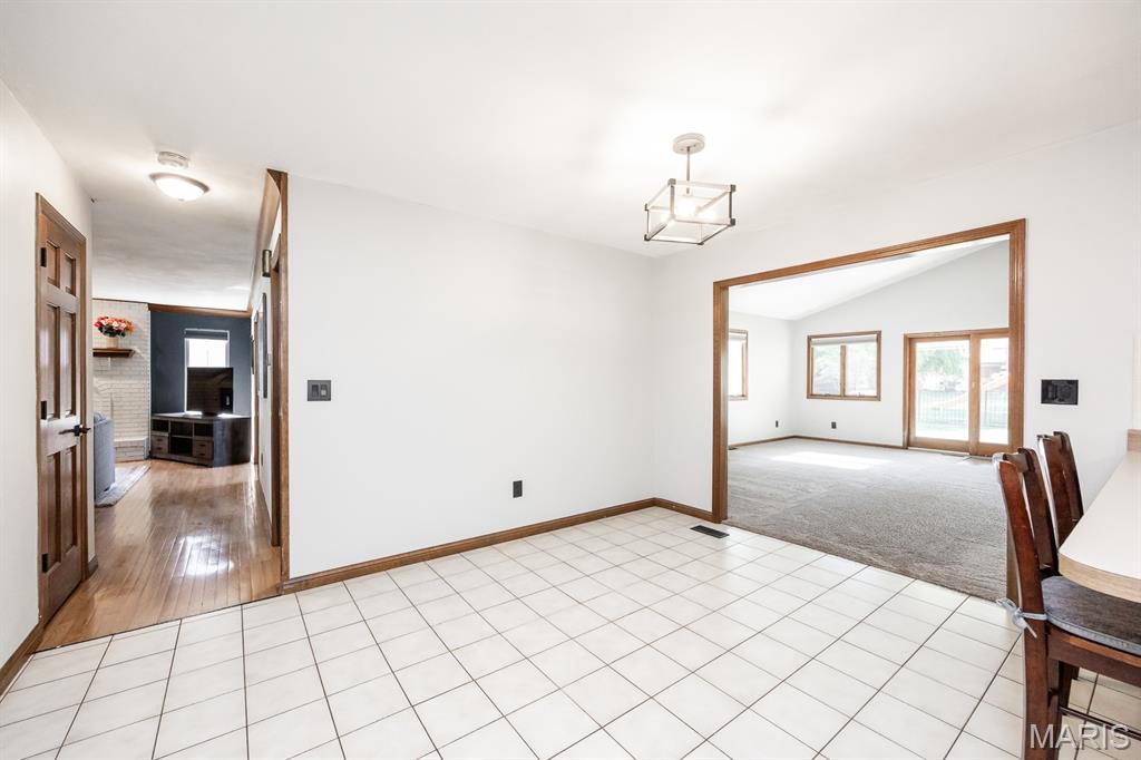 1031 Shadow Ridge Crossing O'Fallon, IL 62269 - Photo 14 of 33