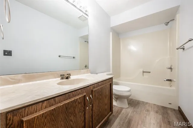 $365,000 | 1031 Shadow Ridge Crossing, O'Fallon, IL 62269