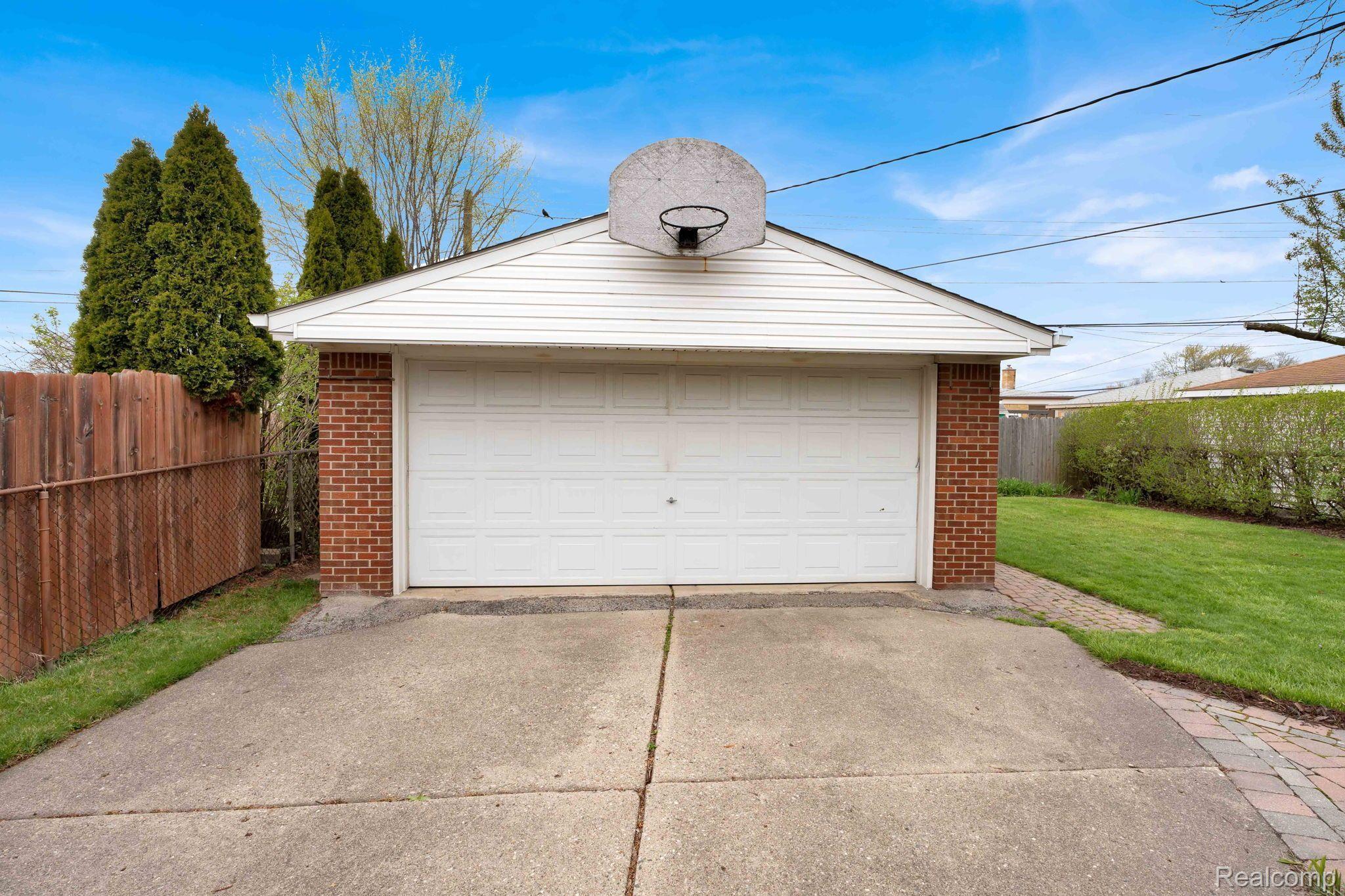 17965 Rainbow Road Fraser, MI 48026 - Photo 21 of 22 Gallery Image 21