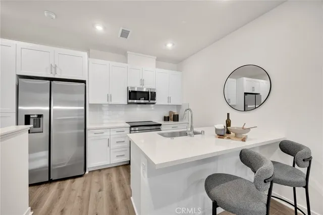 $569,990 | 1952 Avenida Del Sol, Placentia, CA 92870