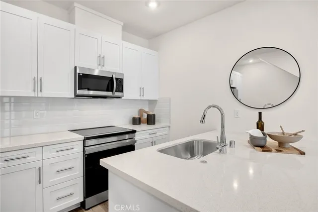 $569,990 | 1952 Avenida Del Sol, Placentia, CA 92870