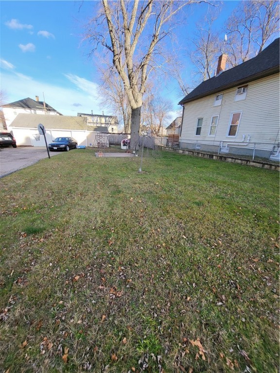 123 4th Avenue Woonsocket, RI 02895 - Photo 2 of 20