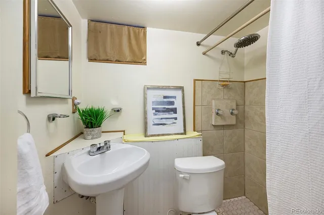 $515,000 | 11940 West Independence Avenue, Lakewood, CO 80401