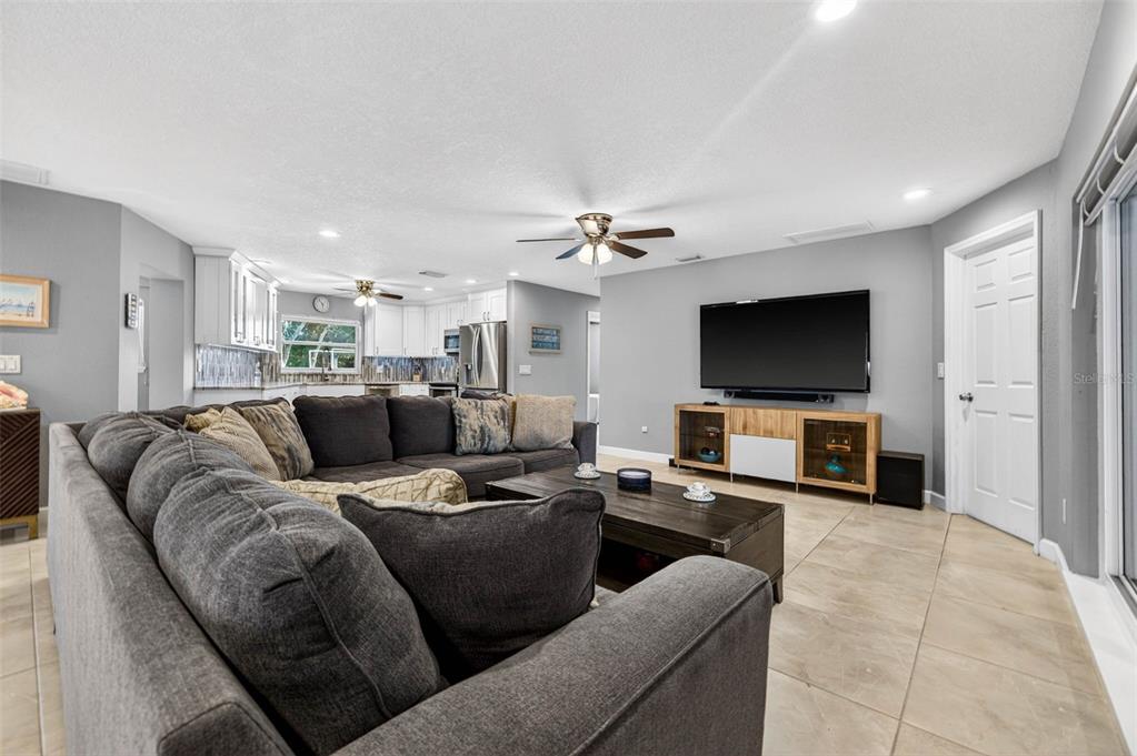 1963 Belleair Road Clearwater, FL 33764 - Photo 11 of 44