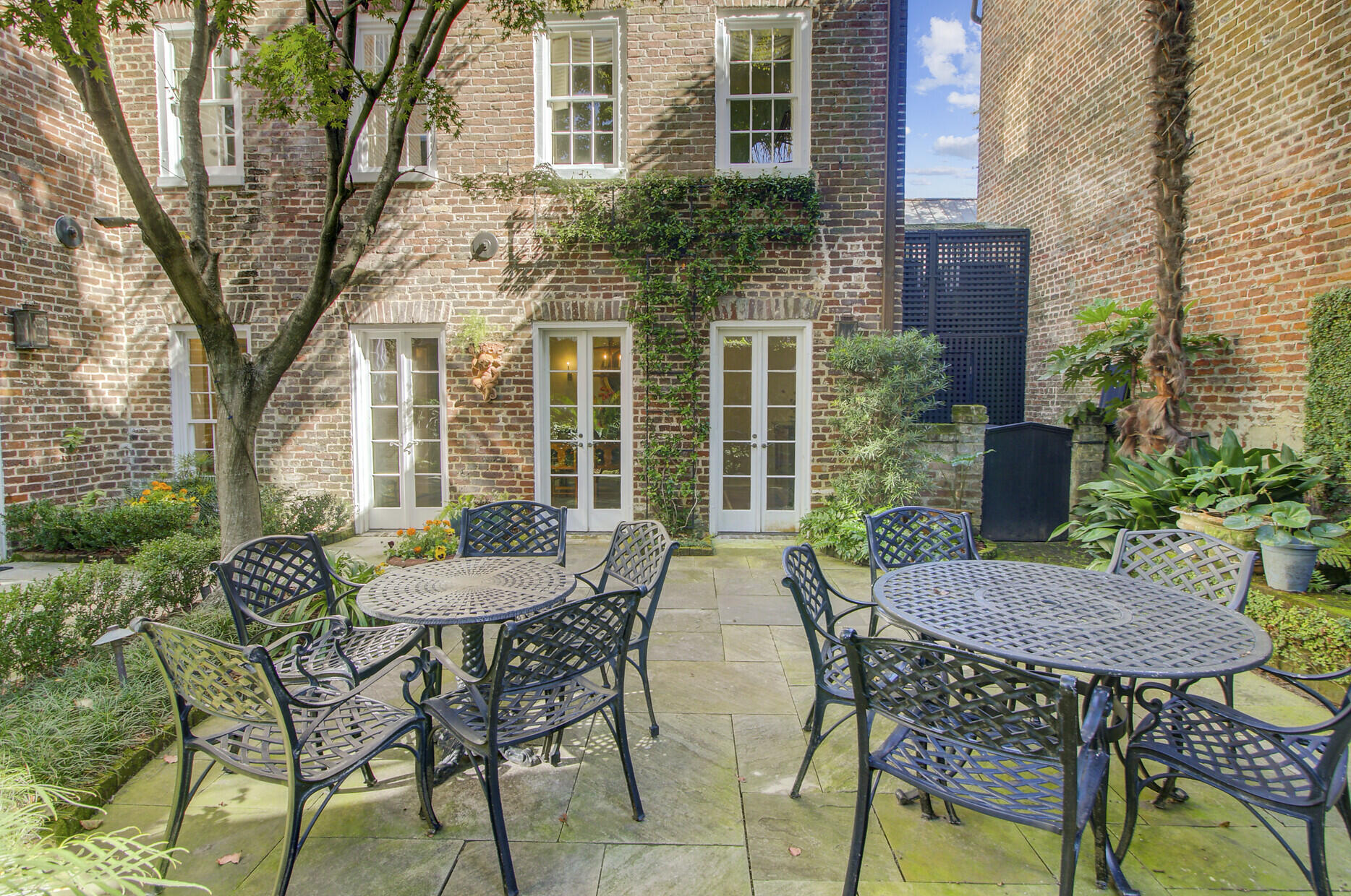 60 Anson Street Charleston, SC 29401 - Photo 14 of 73 39_39_mls