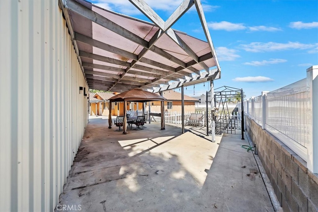 6942 Shadowood Street Riverside, CA 92506 - Photo 37 of 50