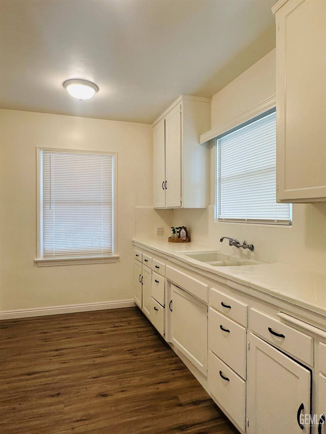 Undisclosed Address Bakersfield, CA 93308 - Photo 9 of 28