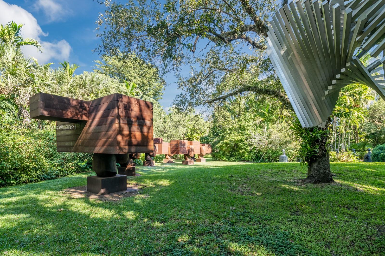 8565 Old Cutler Road Coral Gables, FL 33143 - Photo 3 of 29