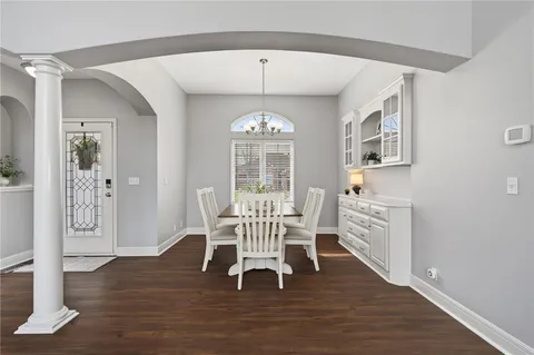 $425,000 | 906 Northwest Magnolia Lane, Grain Valley, MO 64029