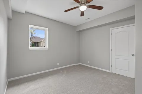 $425,000 | 906 Northwest Magnolia Lane, Grain Valley, MO 64029