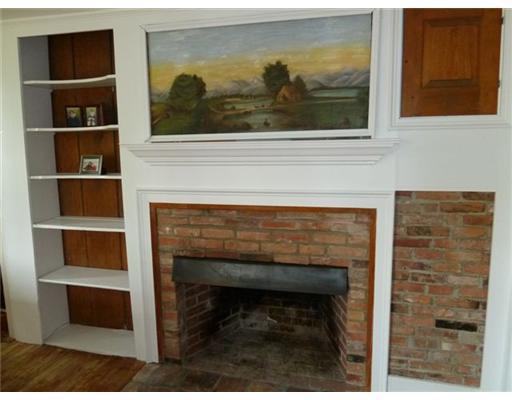372 Boothbay Road Edgecomb, ME 04556 - Photo 10 of 24 Den/Family/Great Room. The third...
