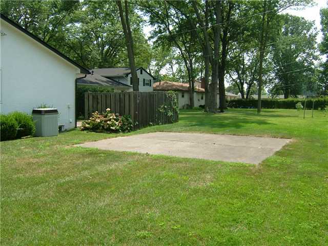 427 Hermitage Road Columbus, OH 43230 - Photo 2 of 2