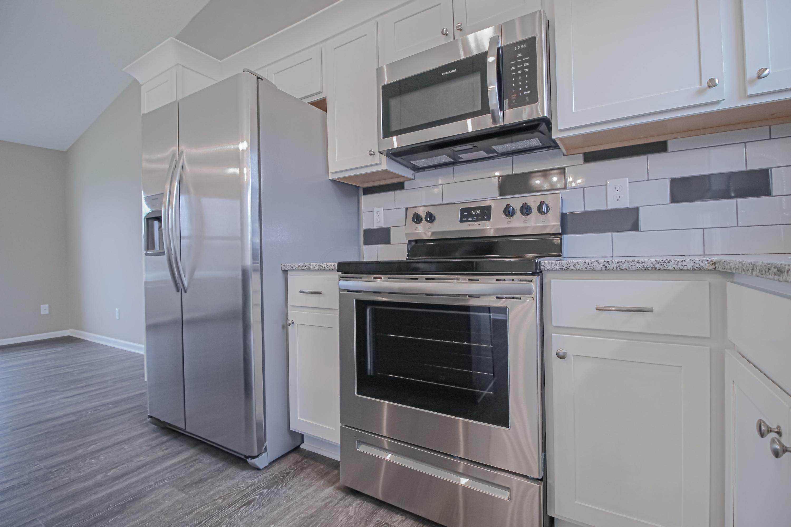 2348 Edmonton Road Columbus, OH 43229 - Photo 2 of 9 Gallery Image 2