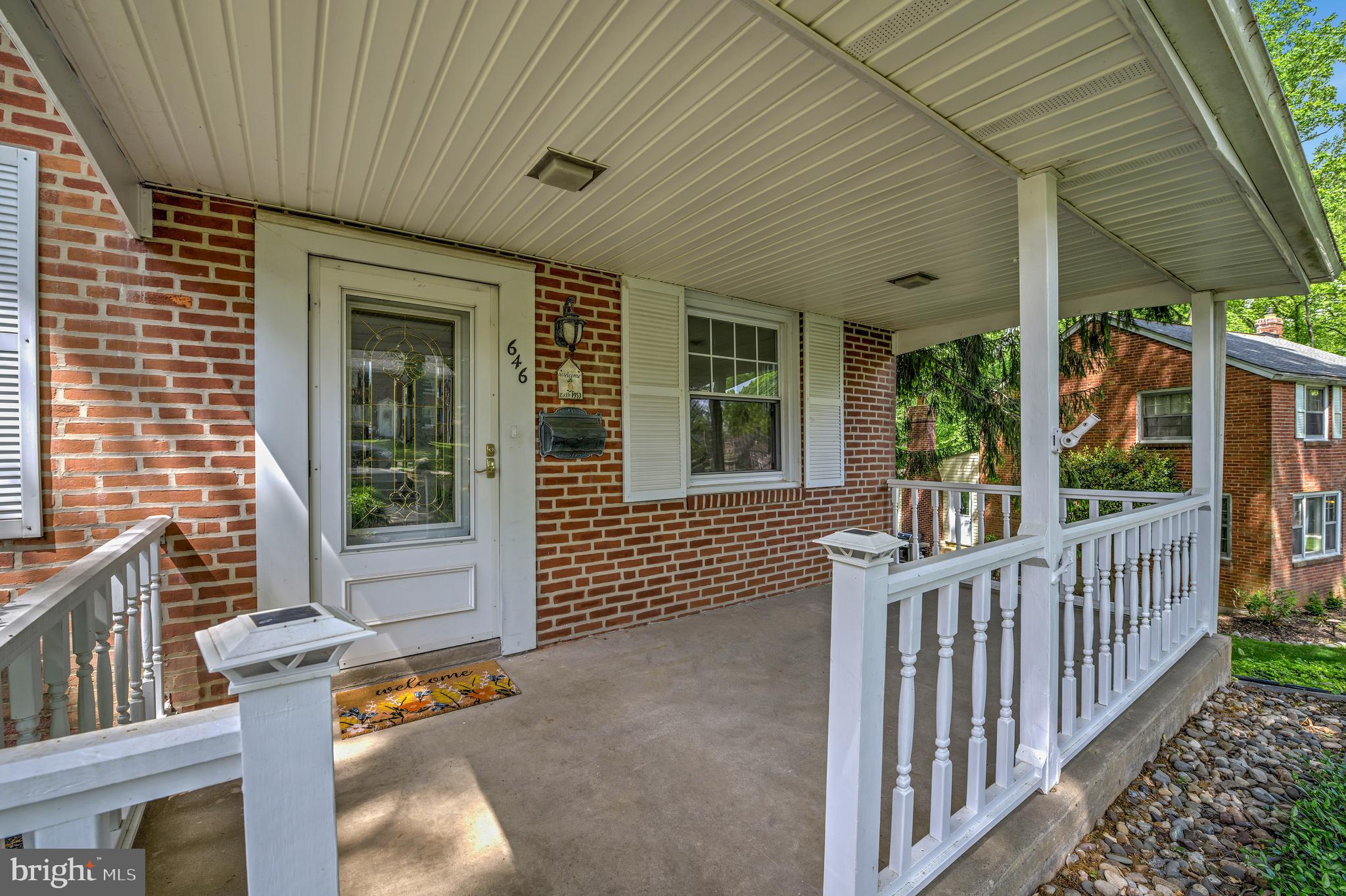 646 Newlin Road Springfield, PA 19064 - Photo 4 of 37
