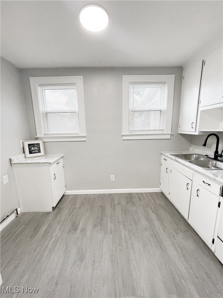 14109 Milverton Road Cleveland, OH 44120 - Photo 3 of 27 Gallery Image 3