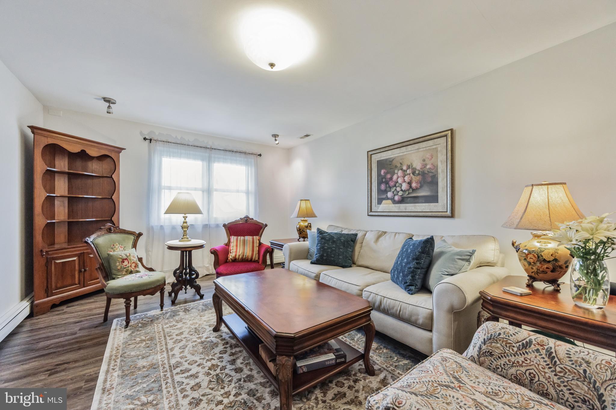 2173 Schaeffer Road Abington, PA 19001 - Photo 3 of 20 Gallery Image 3
