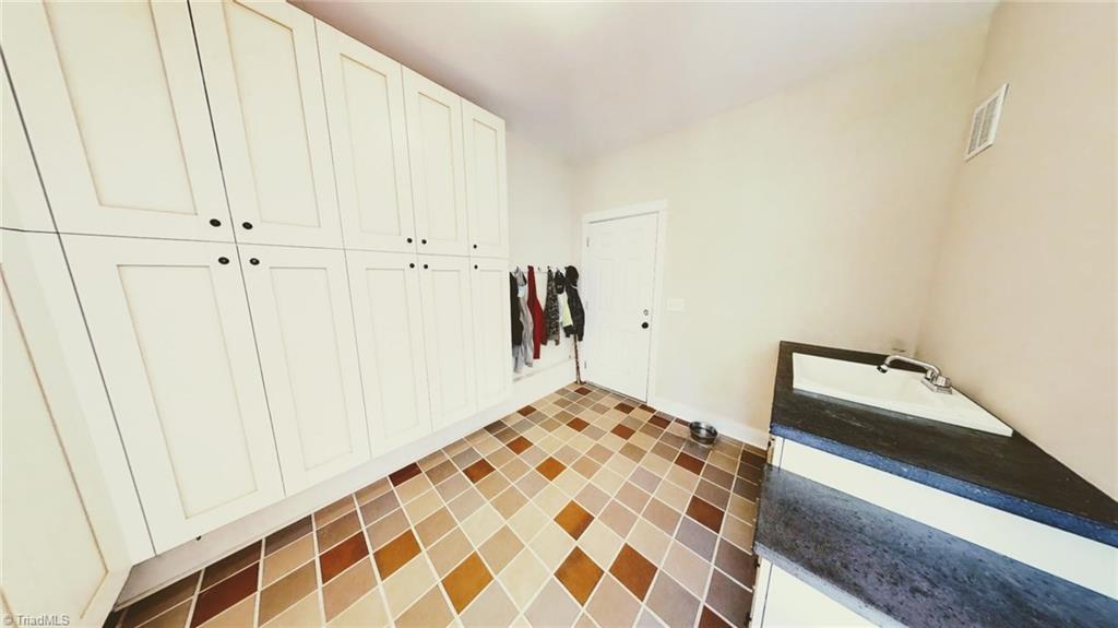 605 Bobcat Road Summerfield, NC 27358 - Photo 15 of 30 Gallery Image 15