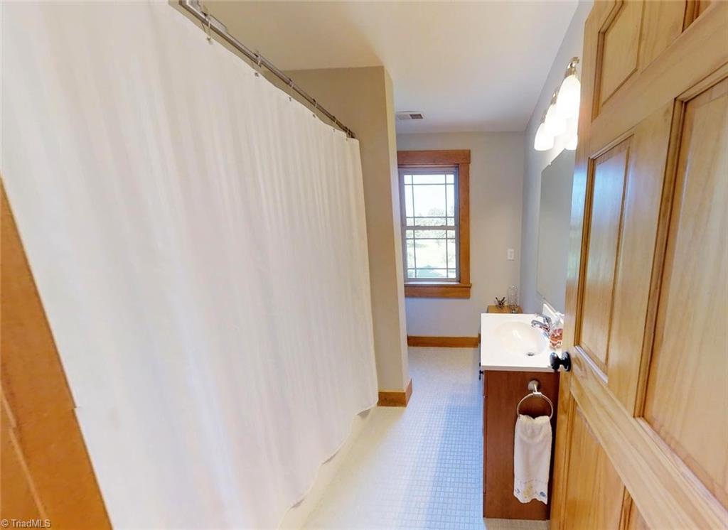 605 Bobcat Road Summerfield, NC 27358 - Photo 24 of 30 Gallery Image 24