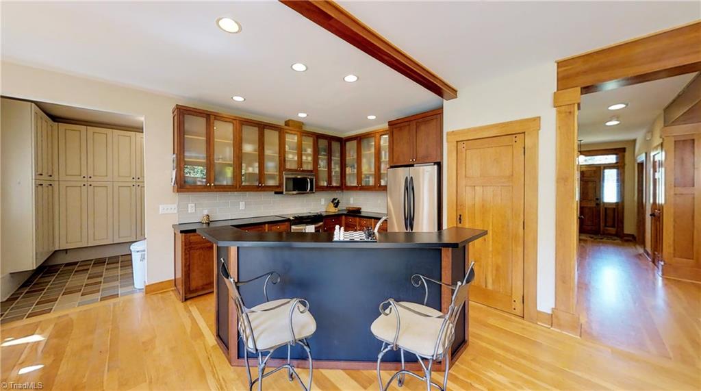 605 Bobcat Road Summerfield, NC 27358 - Photo 6 of 30 Gallery Image 6