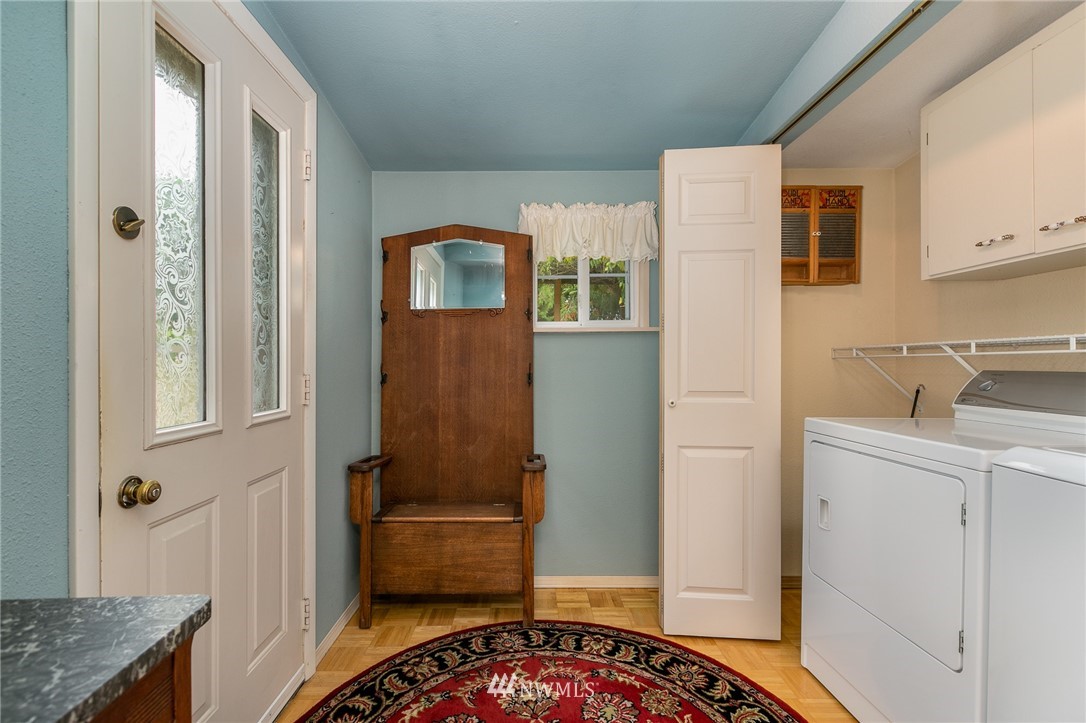 625 Logan Road Lynnwood, WA 98036 - Photo 14 of 21 Gallery Image 14