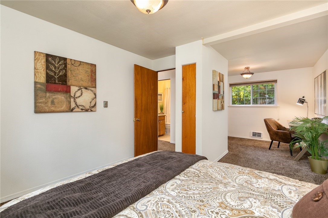 625 Logan Road Lynnwood, WA 98036 - Photo 16 of 21 Gallery Image 16