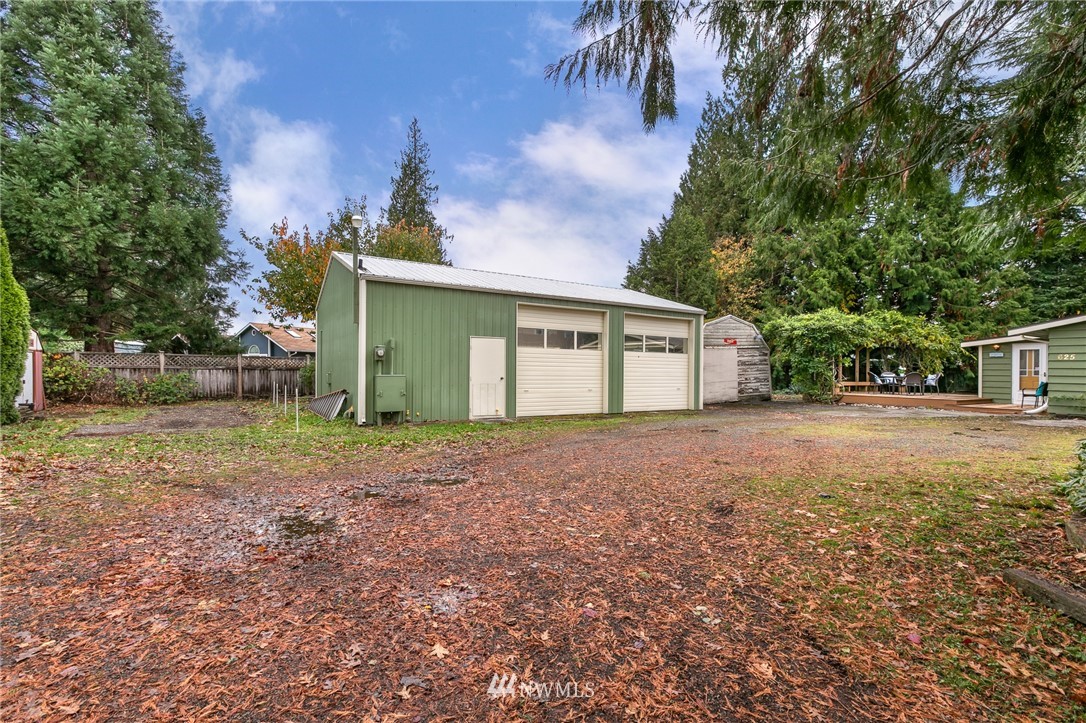 625 Logan Road Lynnwood, WA 98036 - Photo 5 of 21 Gallery Image 5