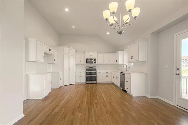 $449,900 | 1026 Jasmine Drive, Liberty, MO 64068