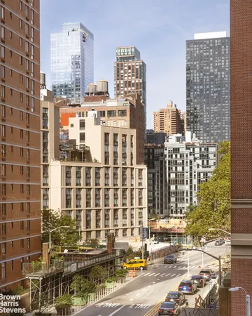 $450,000 | 430 West 34th Street, Unit 5G | Hudson Yards