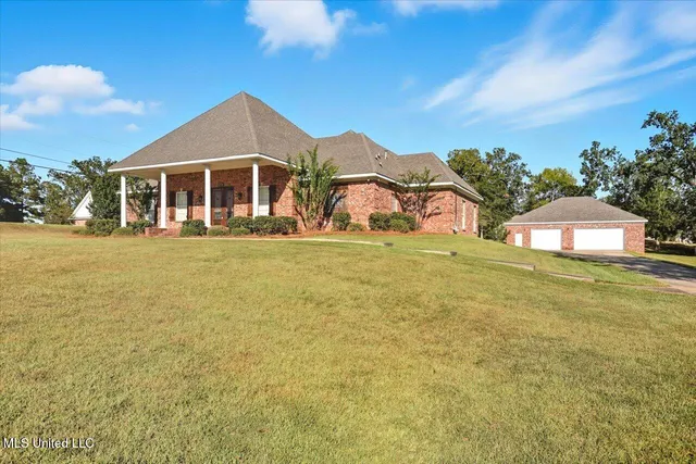 $619,000 | 1015 Longwood Place, Pearl, MS 39208