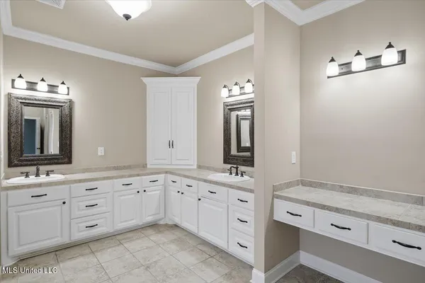 $615,000 | 1015 Longwood Place, Pearl, MS 39208