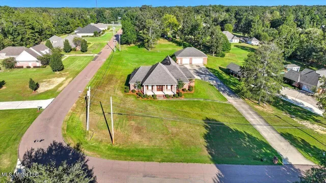 $619,000 | 1015 Longwood Place, Pearl, MS 39208