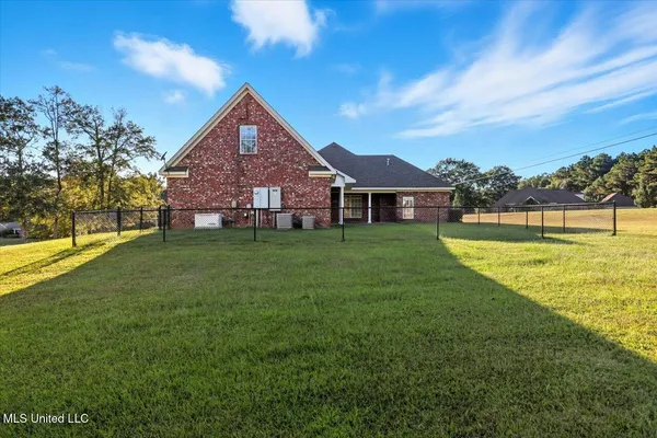 $615,000 | 1015 Longwood Place, Pearl, MS 39208